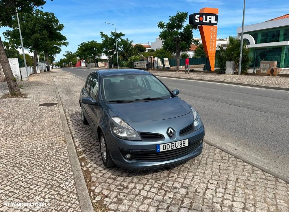 Renault Clio 1.5 dCi Confort - 2