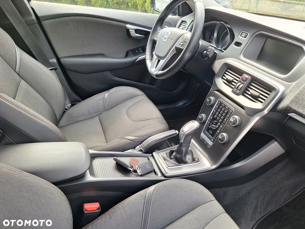 Volvo V40 Cross Country T4 Momentum - 21