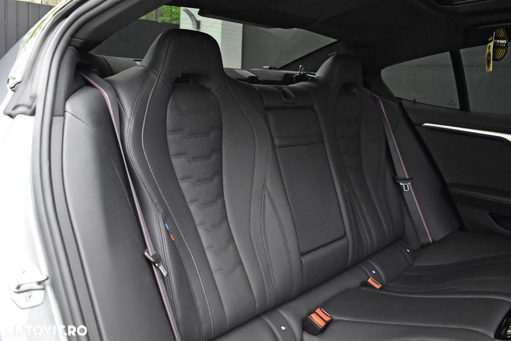 BMW Seria 8 - 24