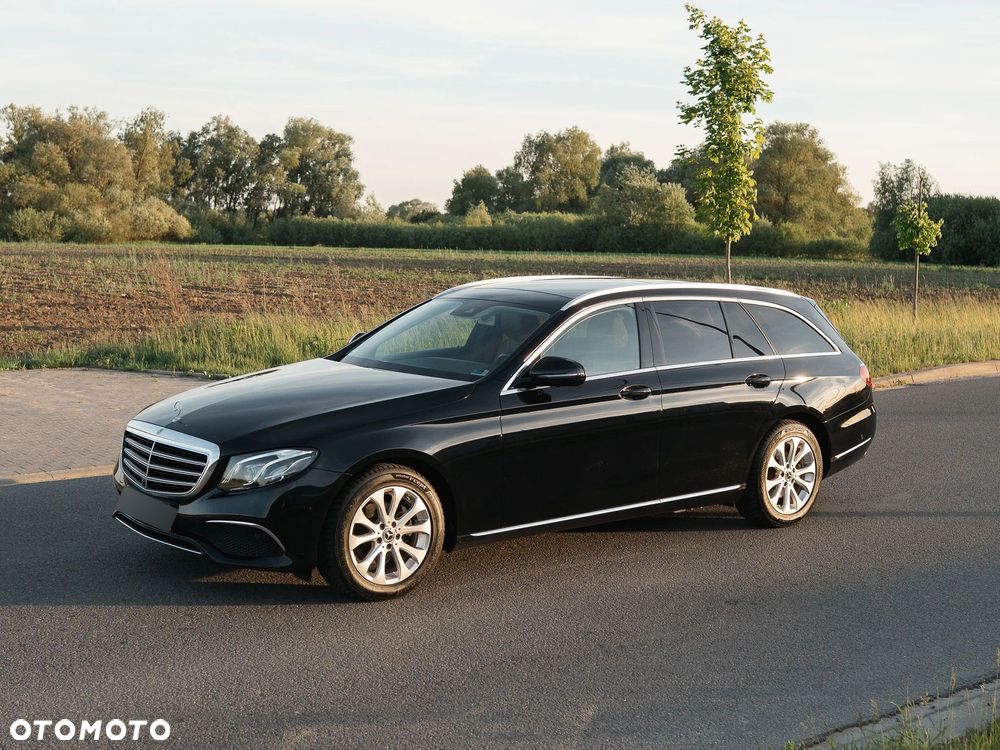 Mercedes-Benz Klasa E 220 d 9G-TRONIC - 2