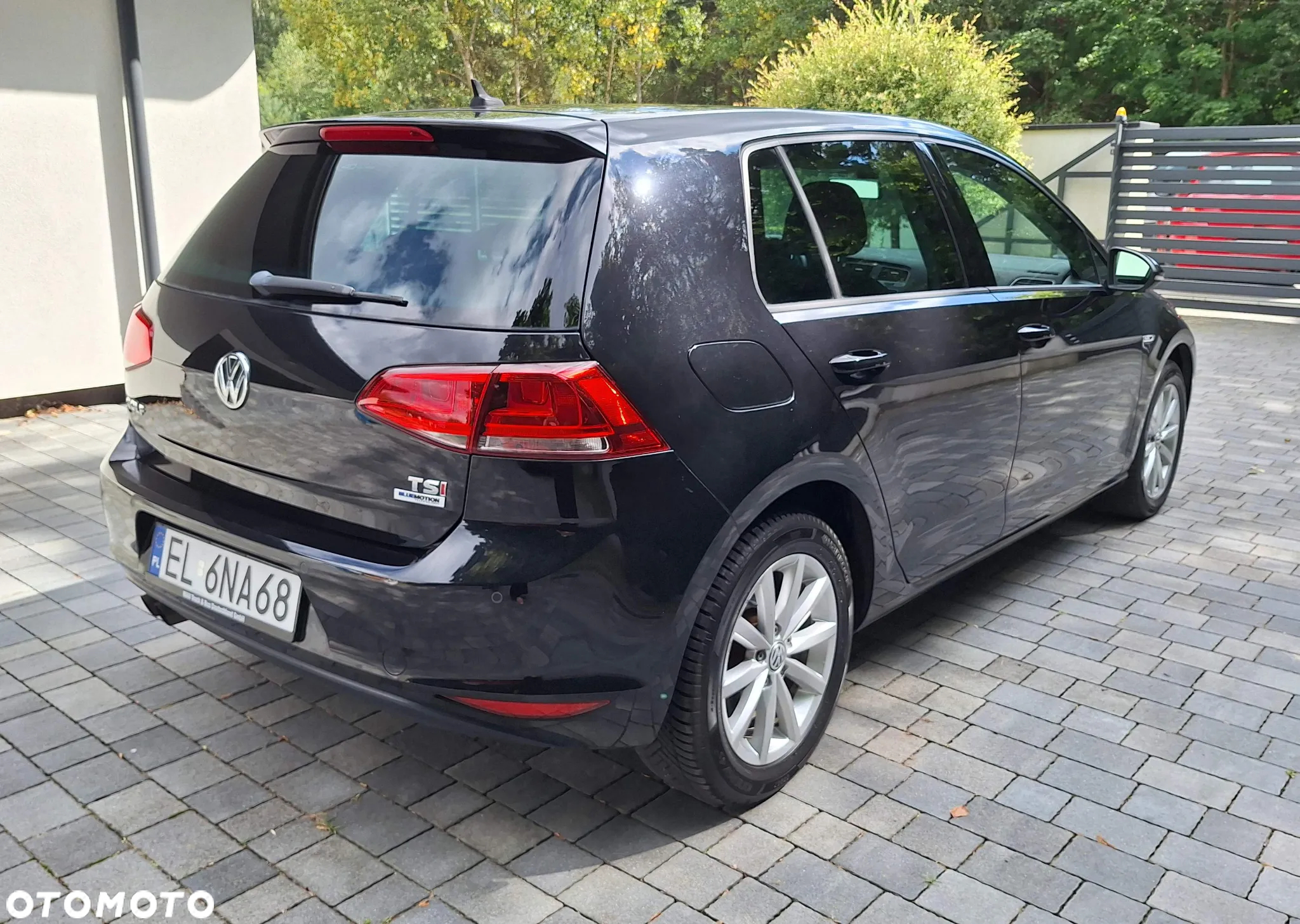 Volkswagen Golf 1.4 TSI BlueMotion Technology DSG Lounge - 3