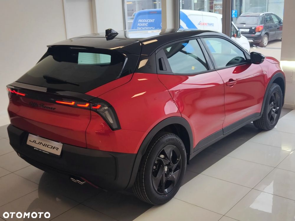 Alfa Romeo Junior 1.2 mHEV Ibrida Speciale eDCT - 8