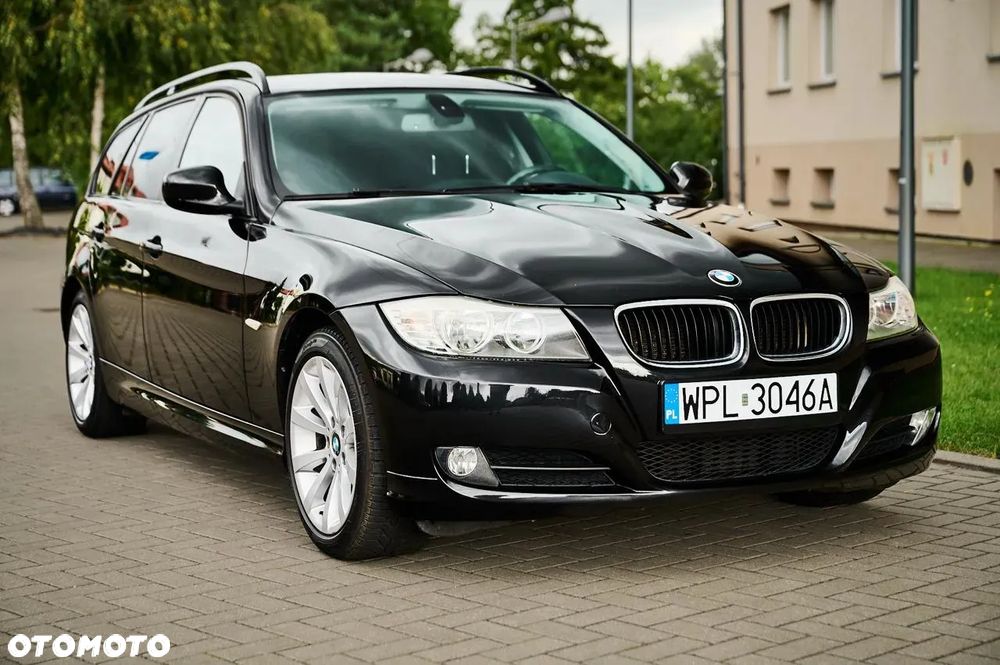 BMW Seria 3 318d DPF Touring Edition Sport - 10
