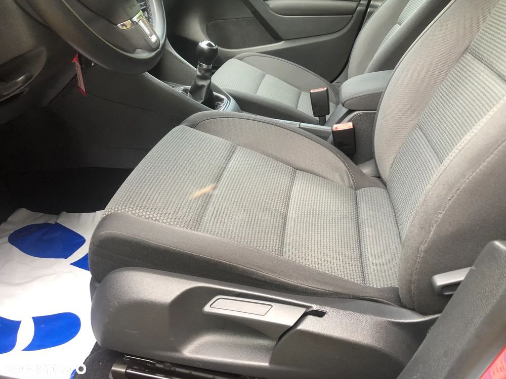 Volkswagen Golf 1.4 TSI United - 26