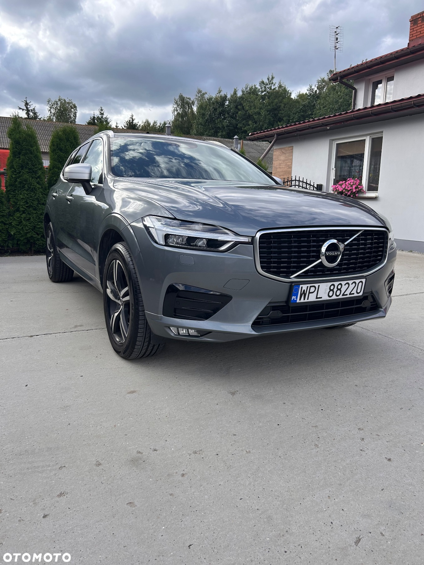 Volvo XC 60 D4 AWD R-Design - 3