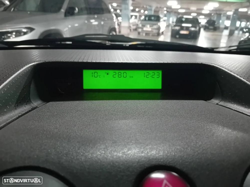 Mitsubishi Colt 1.1 Inform RCD/AC - 14