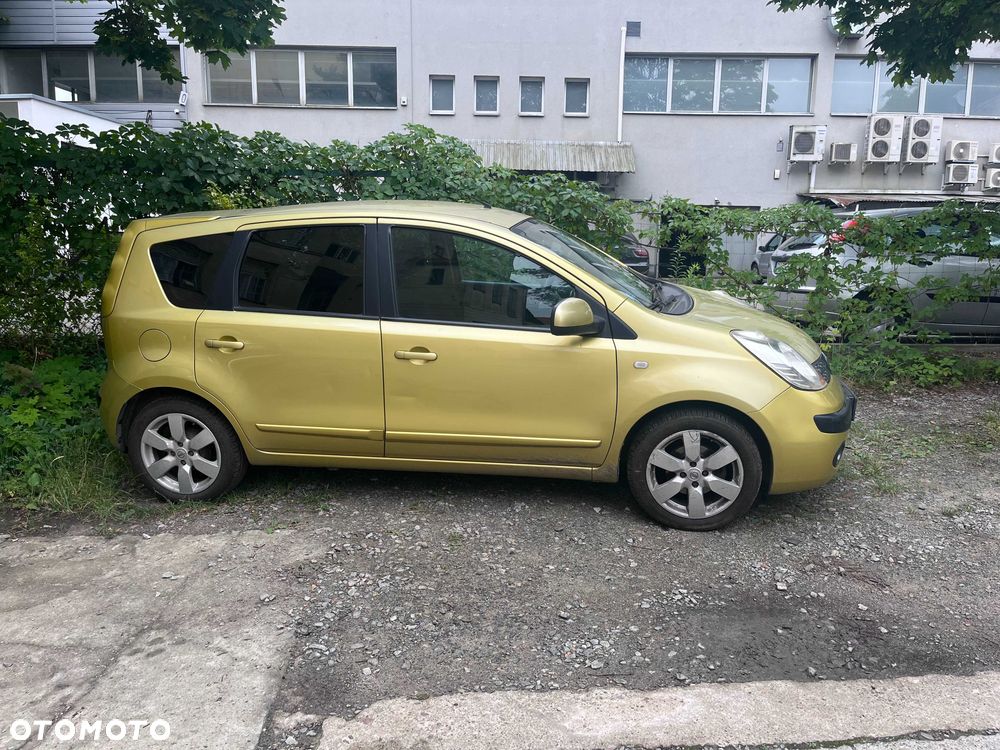 Nissan Note - 1