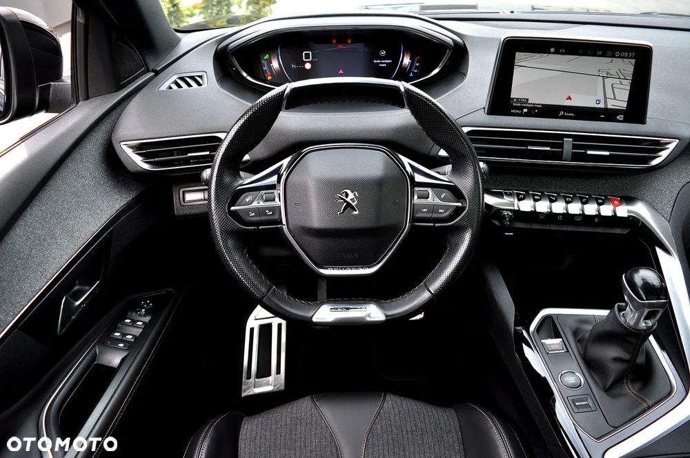 Peugeot 3008 1.2 PureTech GT S&S - 27