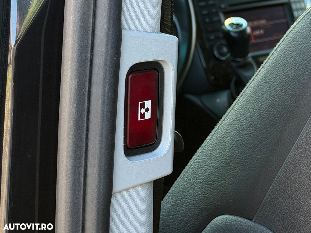 Mercedes-Benz Viano 3.0 CDI DPF lang Automatik Avantgarde - 40