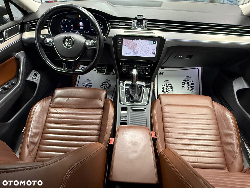 Volkswagen Passat 2.0 TDI BMT Highline DSG7 - 9