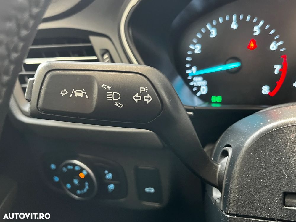 Ford Focus - 17