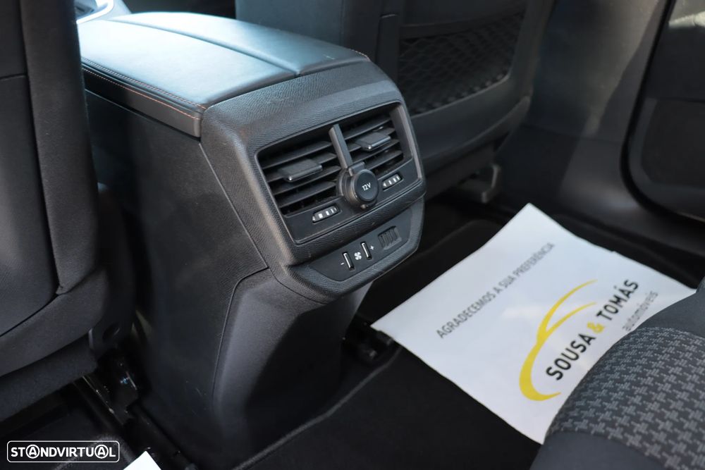 Peugeot 5008 BlueHDI 130 EAT8 Active - 38