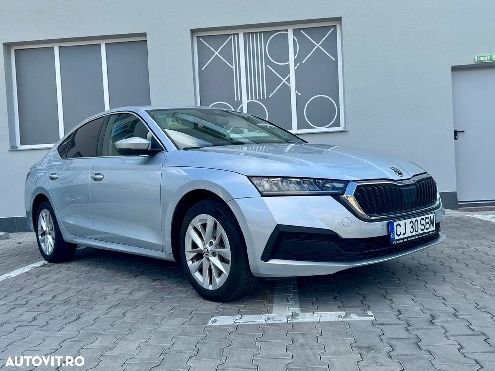 Skoda Octavia 2.0 TDI DSG Premium Edition - 30