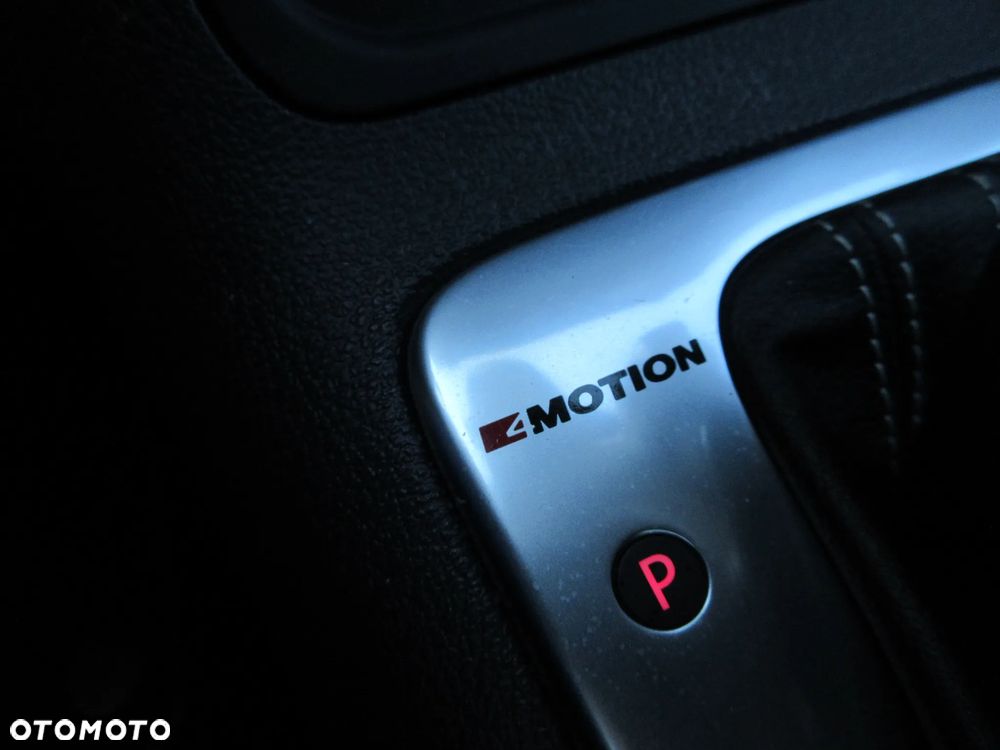 Volkswagen Tiguan 2.0 TDI SCR 4MOTION BlueMotion Technology DSG Lounge Sport & Style - 23