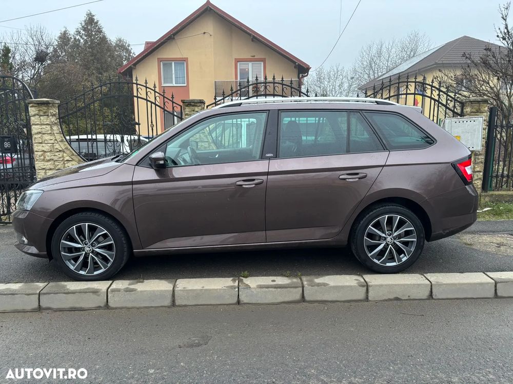 Skoda Fabia Combi 1.2 TSI Cool Edition Red & Grey - 3