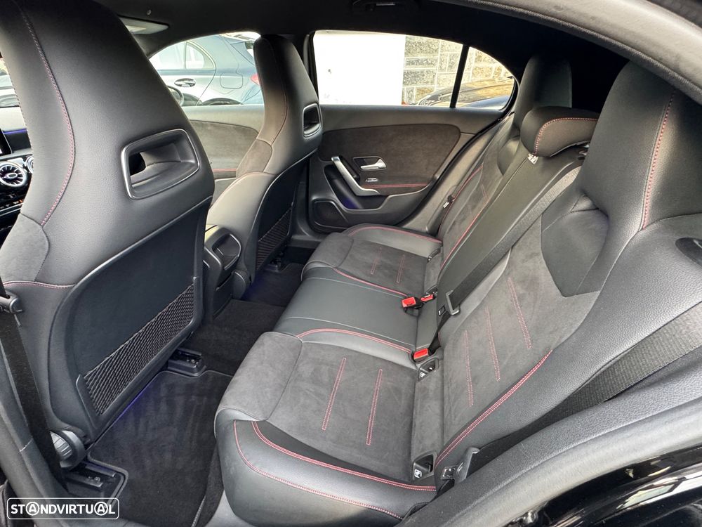 Mercedes-Benz A 180 d AMG Line - 30