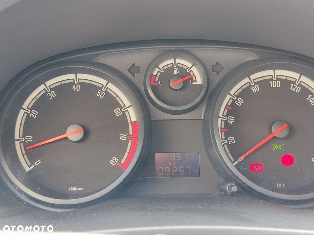 Opel Corsa - 5