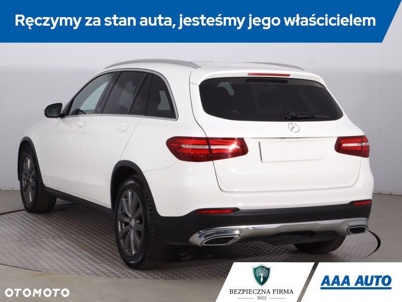 Mercedes-Benz GLC - 6