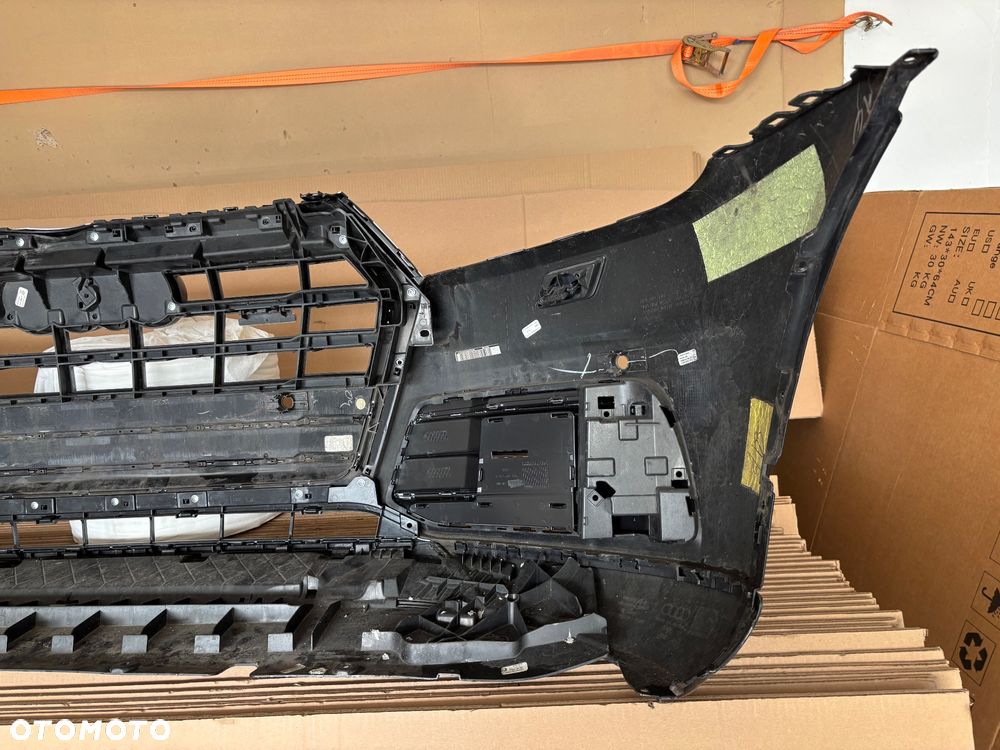 Audi Q5 80A zderzak przedni 17-20 zwykły - 9