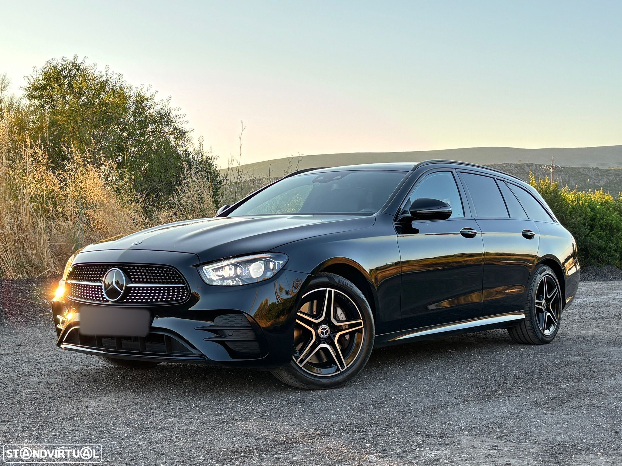 Mercedes-Benz E 300 de AMG Line - 1