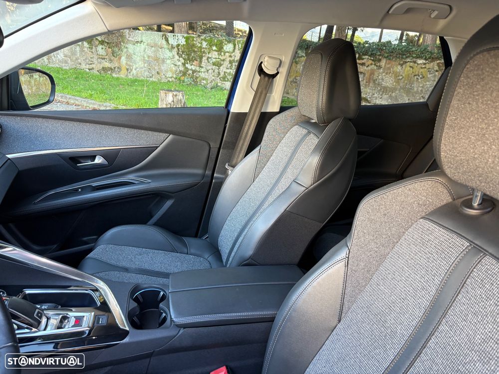 Peugeot 3008 BlueHDi 130 Stop & Start EAT8 Allure - 11