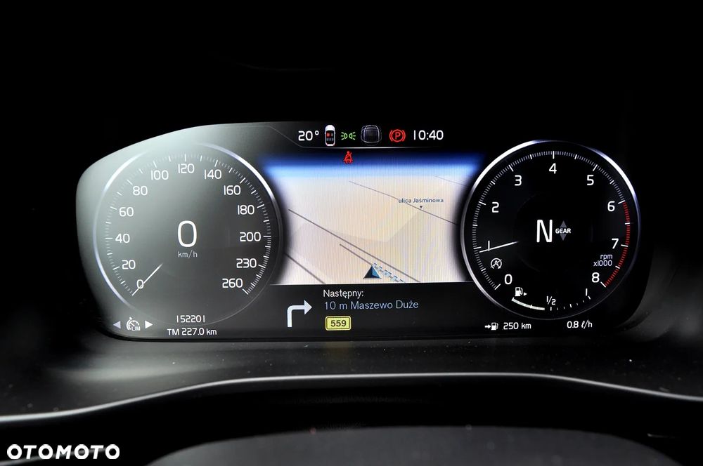 Volvo XC 40 T2 Momentum Pro - 31
