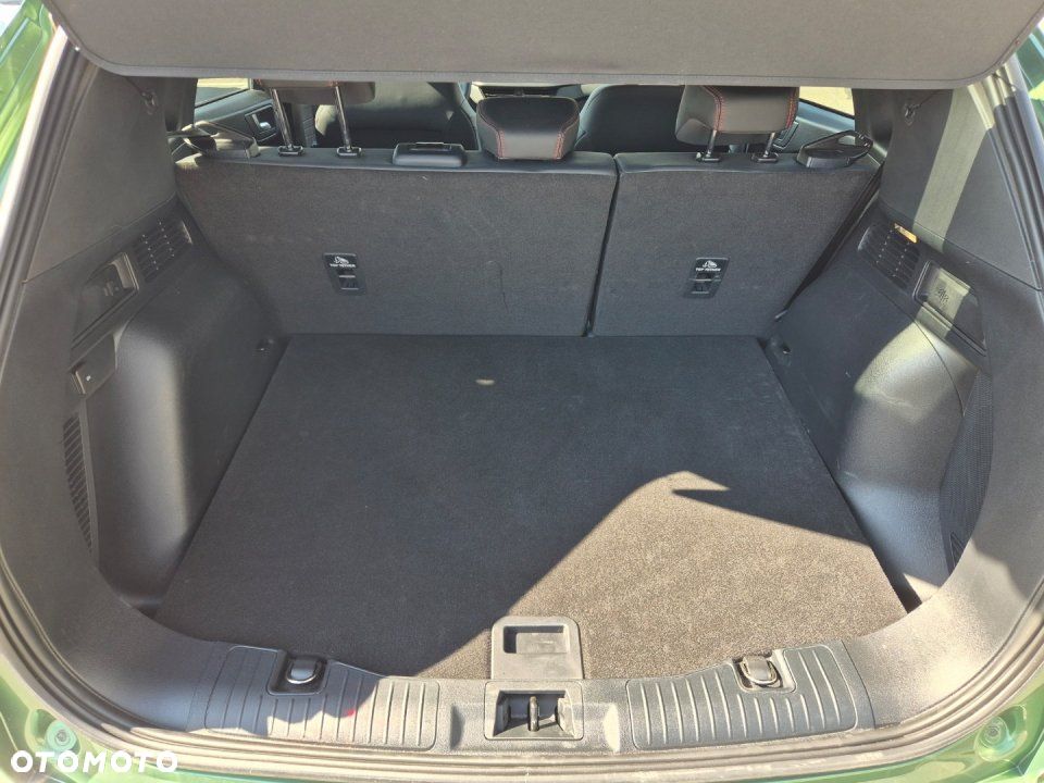 Ford Kuga - 10