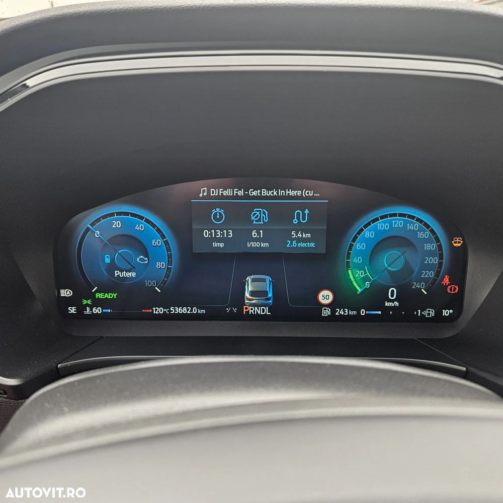 Ford Kuga - 4