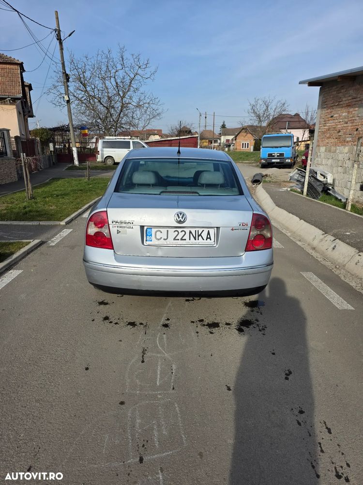 Volkswagen Passat 1.9TDI 4Motion Comfortline - 1