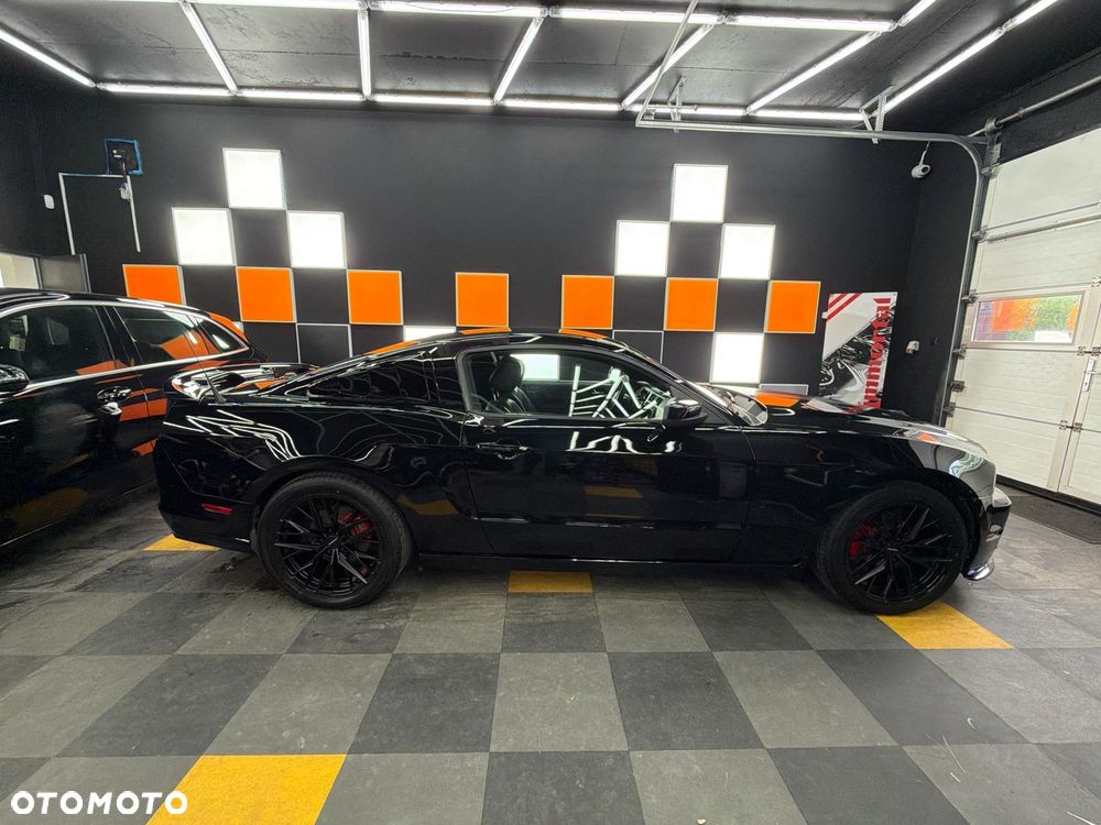 Ford Mustang 3.7 V6 Premium - 30