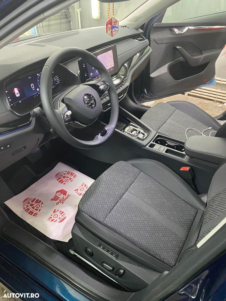 Skoda Octavia 2.0 TDI DSG Style - 14