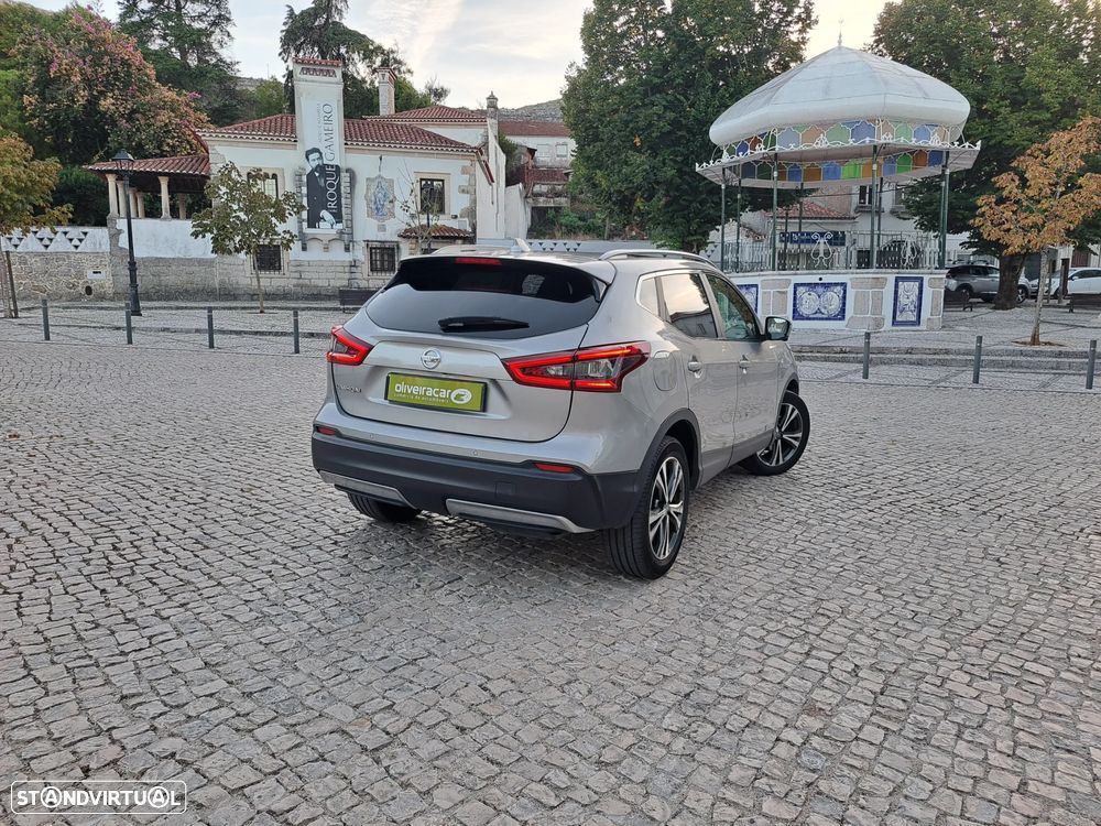 Nissan Qashqai 1.5 dCi N-Connecta J18+Led - 35