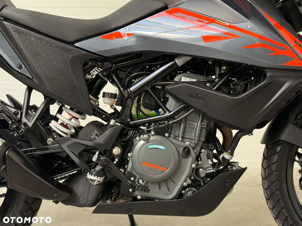 KTM Adventure - 13