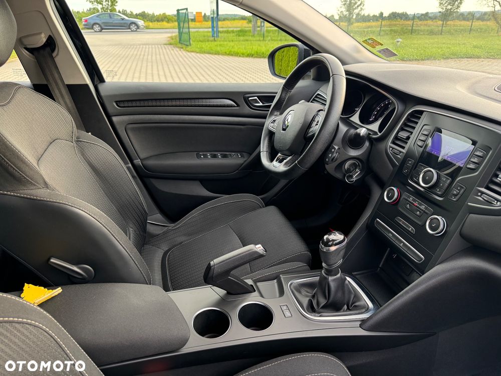 Renault Megane 1.2 Energy TCe Business - 17