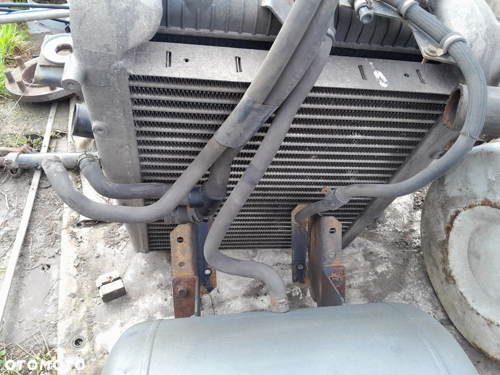 RENAULT MIDLUM CHLODNICA  POWIETRZA INTERCOOLERE -CHLODNICA WODY 05R  DCI - 1