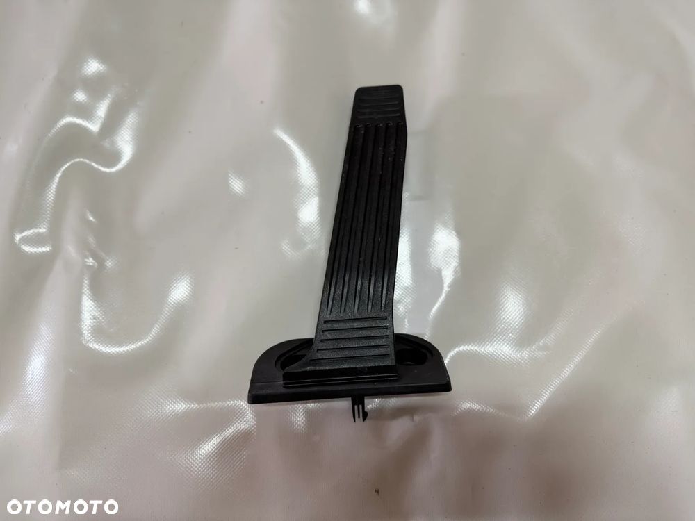 Potencjometr | pedał gazu | Toyota RAV 4 | RAV4 V - 1