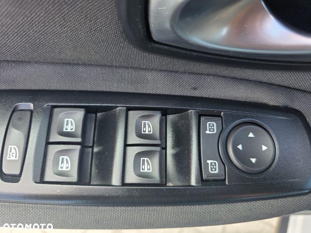 Renault Scenic - 18