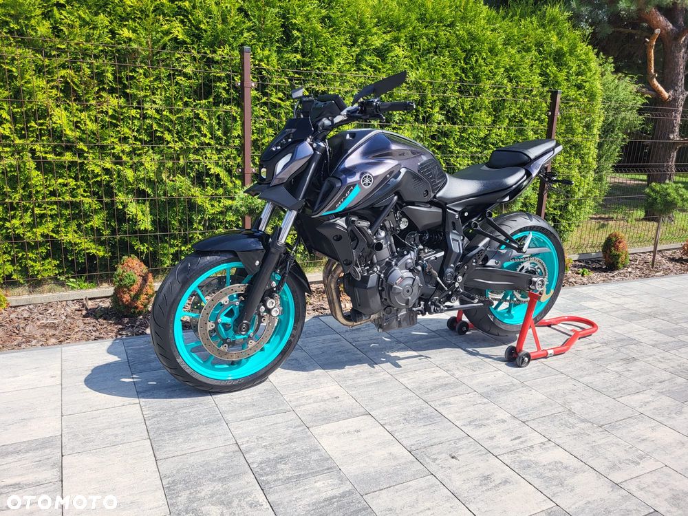 Yamaha MT - 8