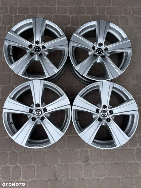 FELGI ALUMINIOWE Mazda 8" x 19" x 5x114,3 x 67,1 x ET 35