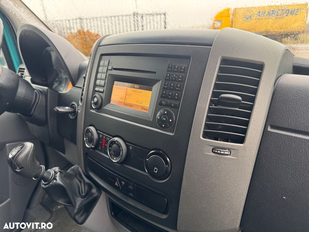 Mercedes-Benz Sprinter (BlueTec) 906.211 - 10