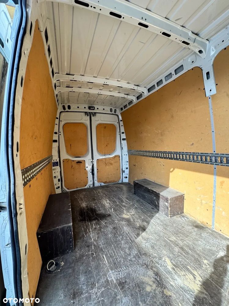Iveco DAILY MAXI H2 HI MATIC - 12