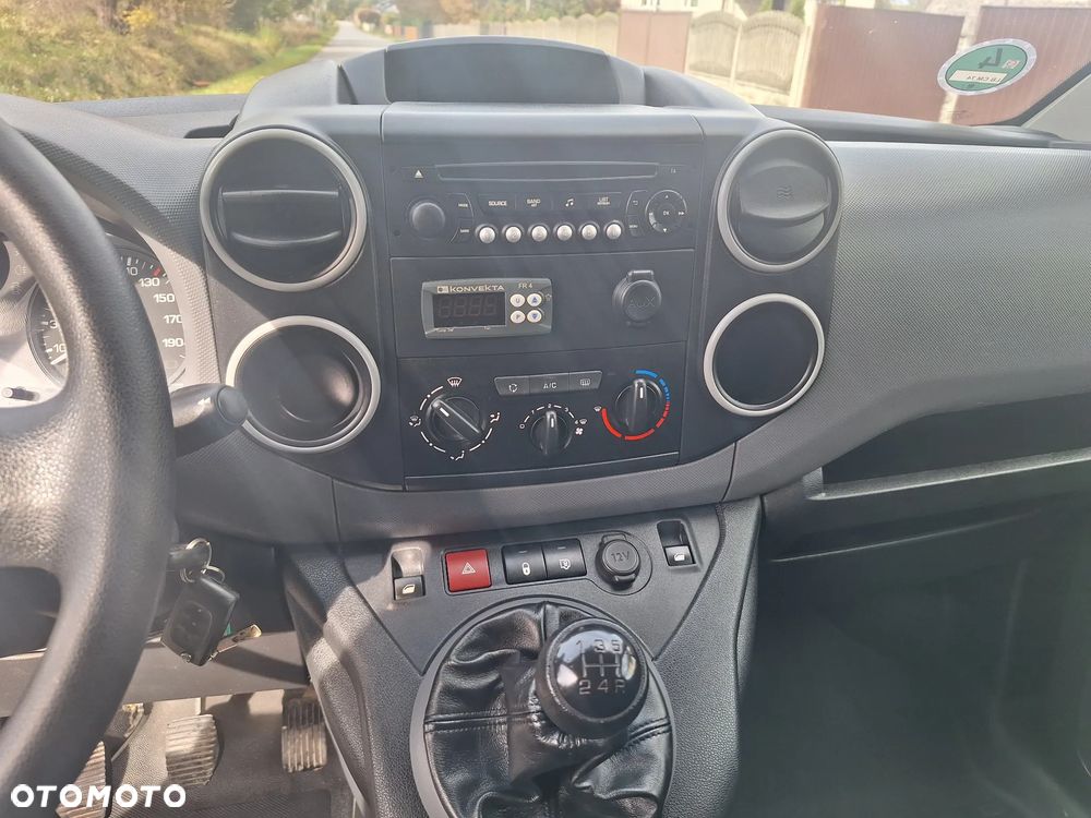 Peugeot Partner - 32