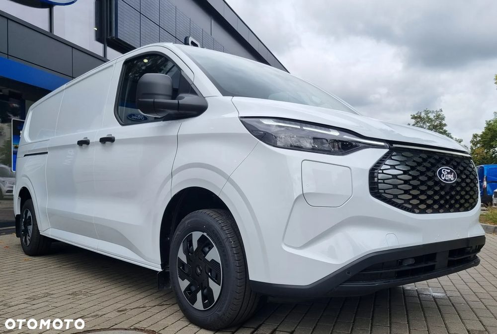 Ford Transit Custom - 8