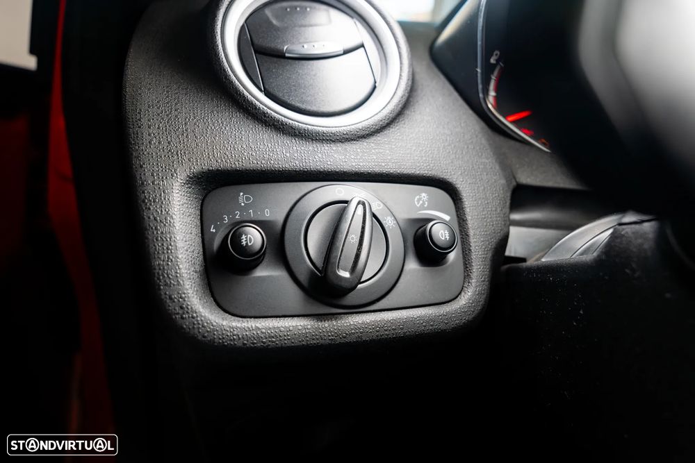 Ford Fiesta 1.6 T ST - 13