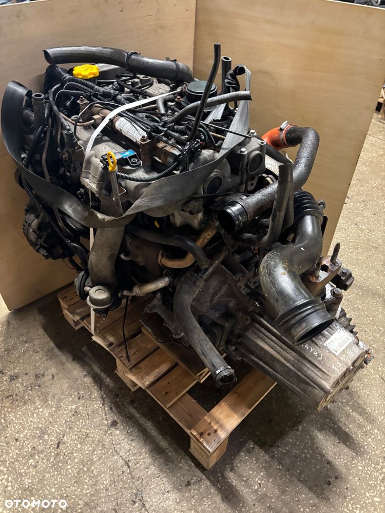 Silnik LDV Maxus Chrysler Voyager 2.5 crd  R2516C vmr425 film video - 11
