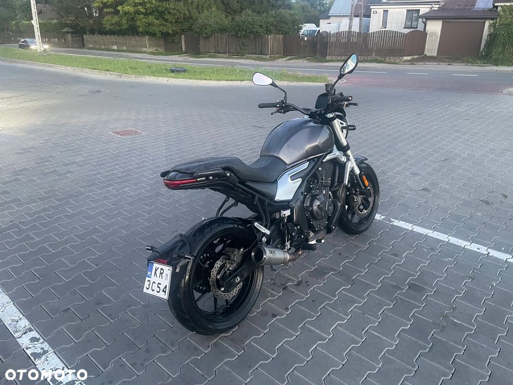 VOGE 500AC - 5