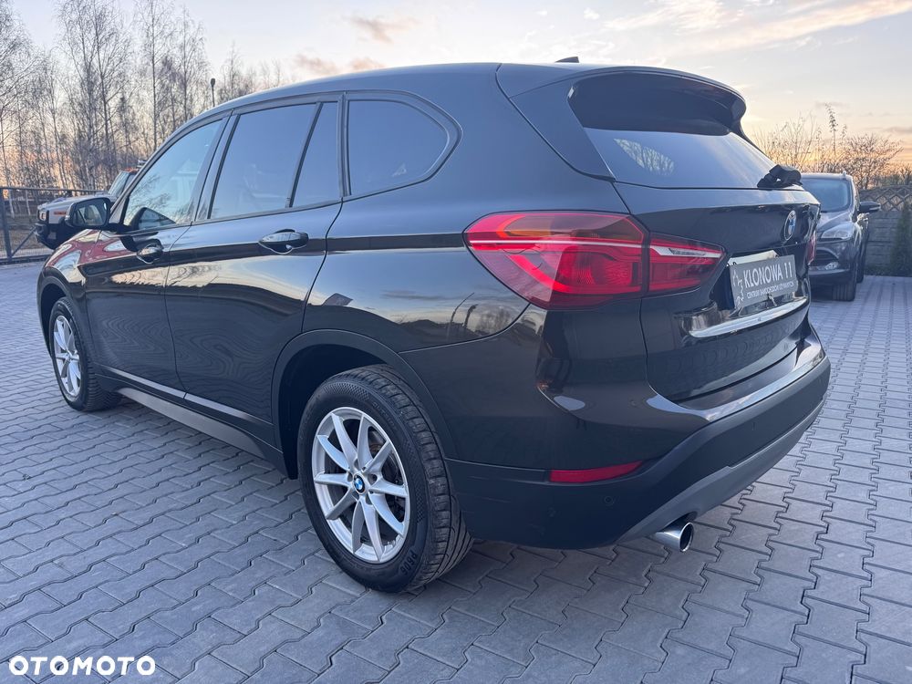 BMW X1 sDrive18i GPF Sport Line - 9
