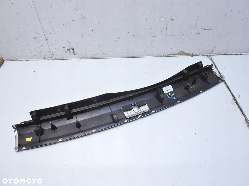 OSŁONA PASA TYLNEGO TYŁ AUDI A6 C6 AVANT 4F9864483 - 3