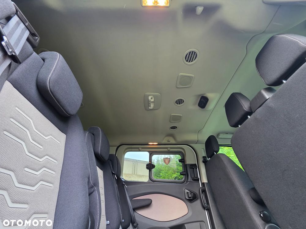 Ford Tourneo Custom 2.0 TDCi L1 Titanium - 9