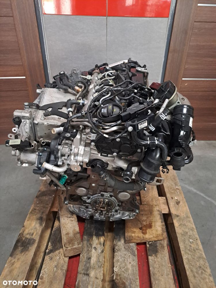 silnik kompletny Audi A4 B9 DEU 150KM 2.0 TDI  2016 - 4